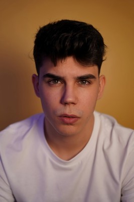 MANUEL PÉREZ