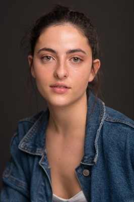 ÁNGELA ECHANIZ