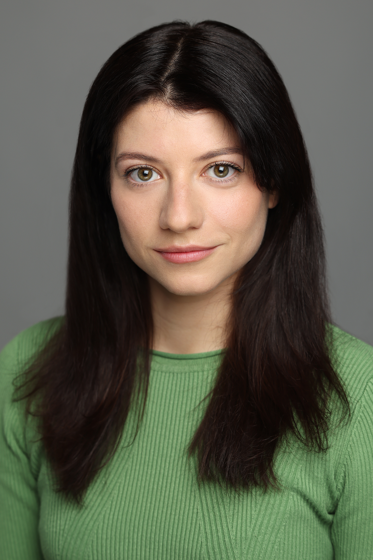 LAURA UBACH